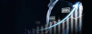 数年前から 2021 年までの市場成長についてのグラフのイラストを指すビジネスマン